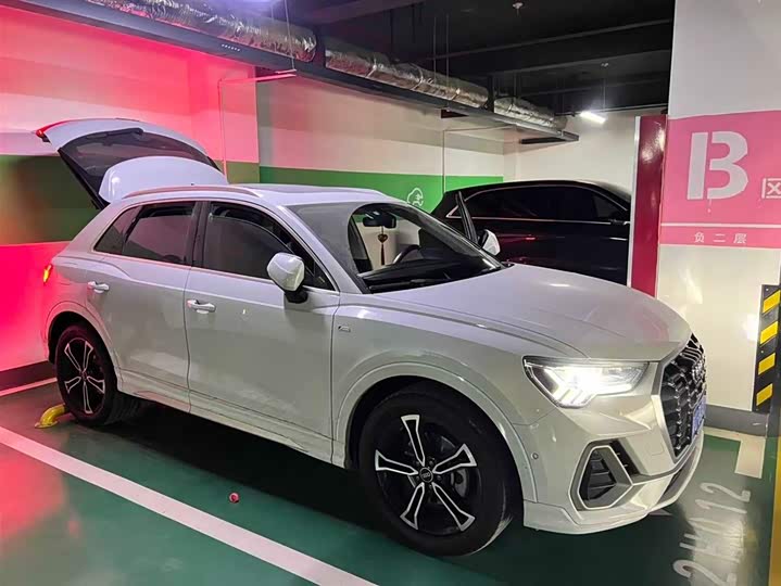 Фото 2 - Audi Q3