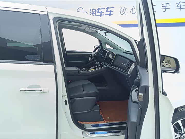 Фото 8 - GAC Trumpchi M8