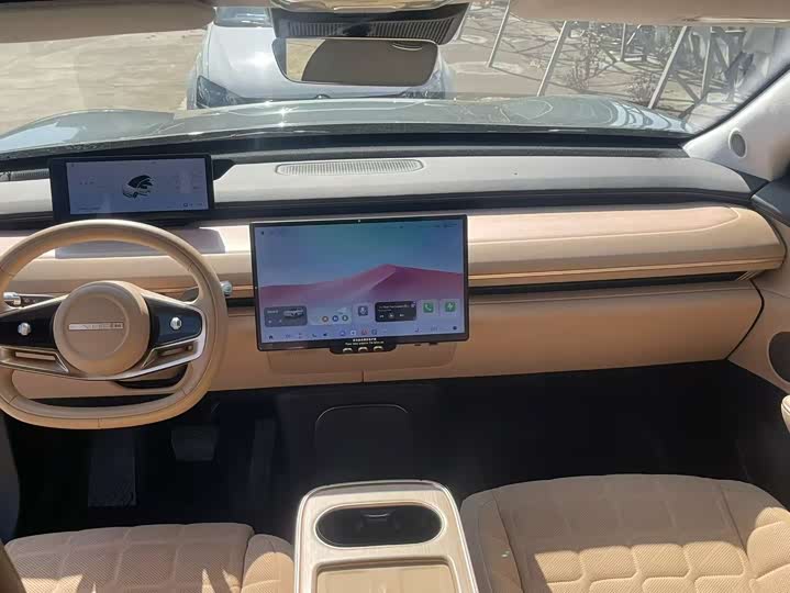 Фото 4 - Exeed Sterra ET