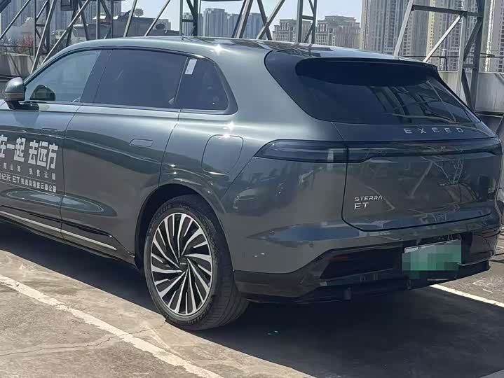 Фото 8 - Exeed Sterra ET