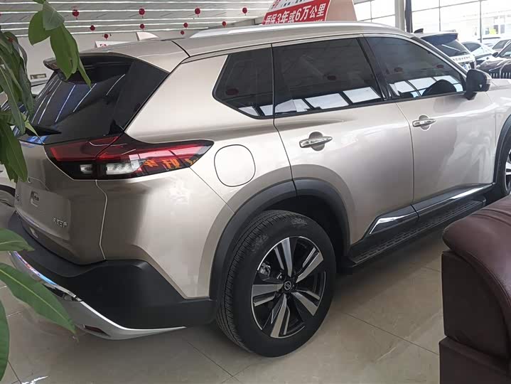 Фото 3 - Nissan X-Trail