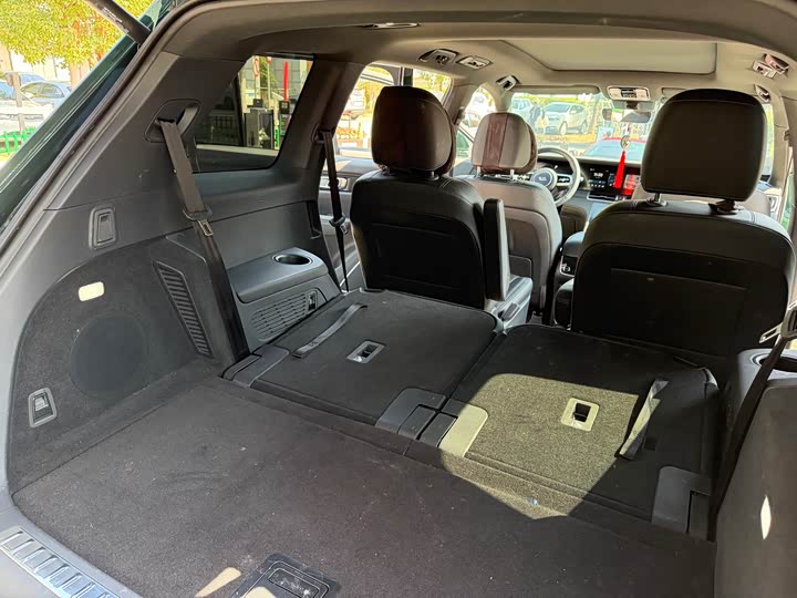 Фото 9 - LiXiang One