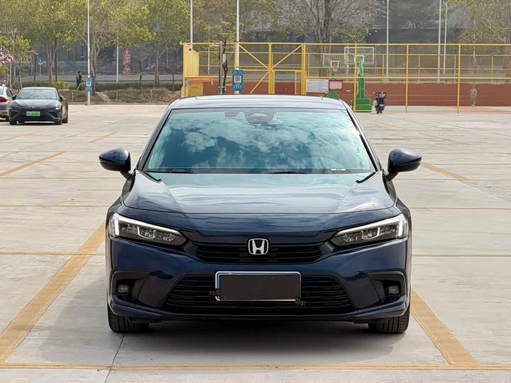 Фото 2 - Honda Civic
