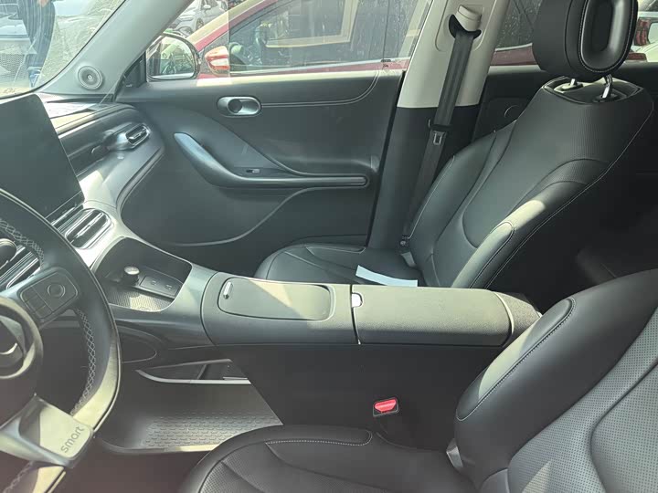 Фото 9 - Smart #1