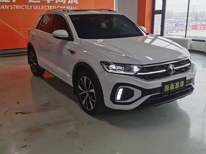 Фото 3 - Volkswagen T-Roc