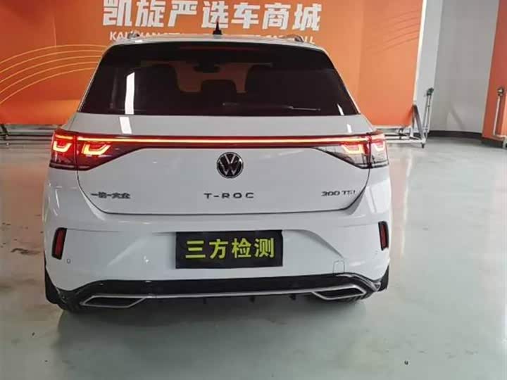 Фото 8 - Volkswagen T-Roc