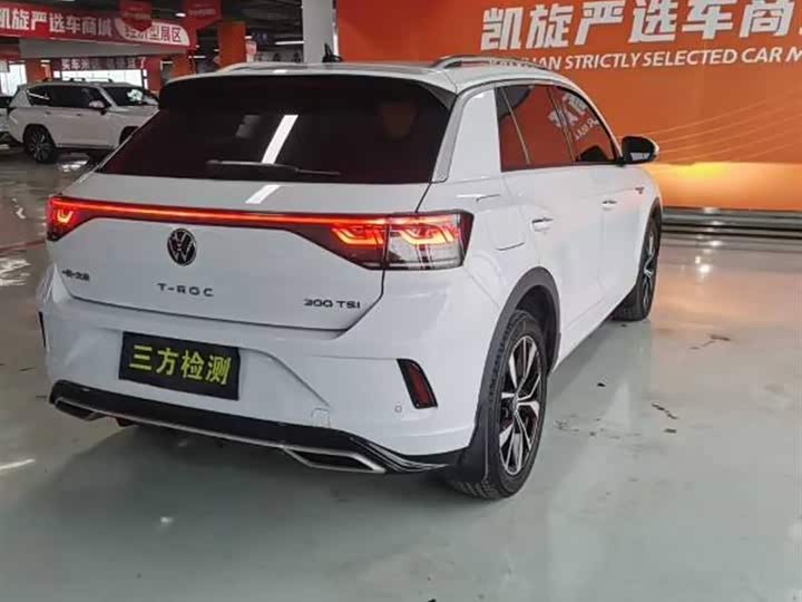 Фото 9 - Volkswagen T-Roc