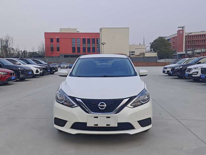 Фото 2 - Nissan Sylphy