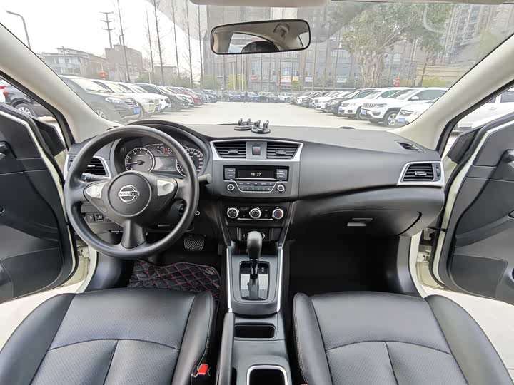 Фото 5 - Nissan Sylphy