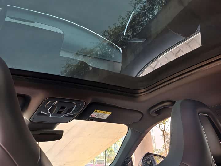 Фото 8 - MG Motor 7