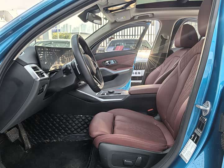 Фото 4 - BMW 3 Series