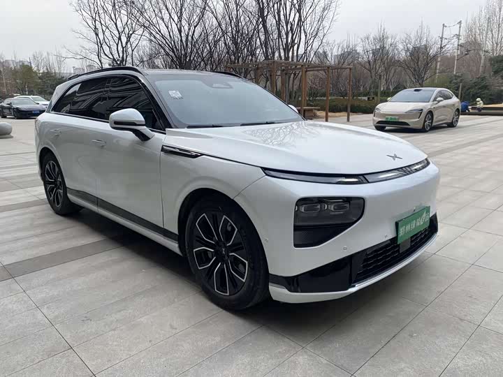 Фото 3 - XPeng G9