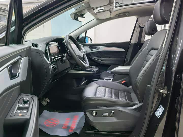 Фото 4 - Volkswagen Talagon