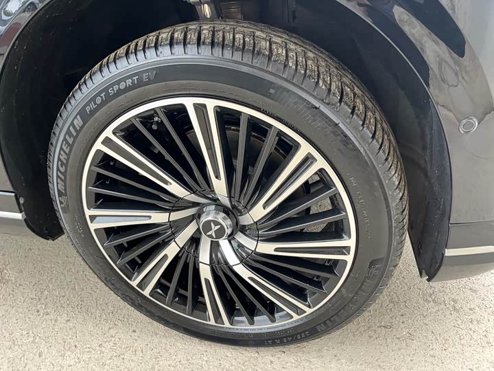 Фото 4 - XPeng G9