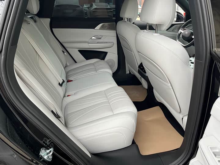 Фото 7 - XPeng G9