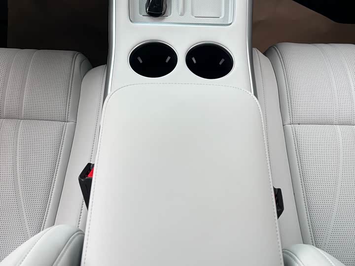 Фото 9 - XPeng G9