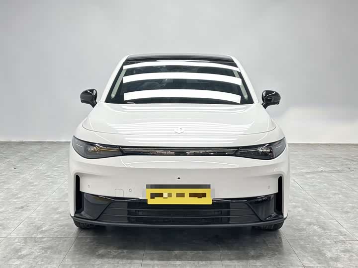 Фото 2 - Leapmotor C10