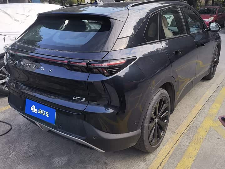 Фото 3 - BAIC Arcfox Alpha T5