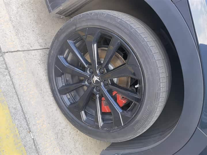 Фото 6 - BAIC Arcfox Alpha T5