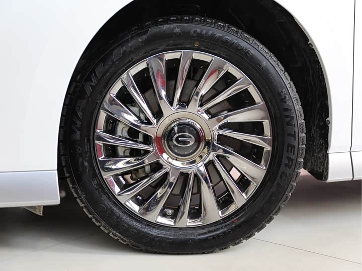 Фото 5 - GAC Trumpchi M8