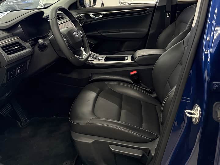 Фото 4 - Geely Emgrand GL