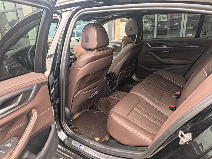 Фото 7 - BMW 5 Series