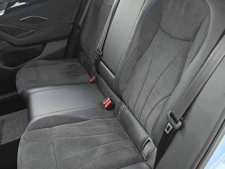 Фото 9 - Volkswagen Tiguan L Pro