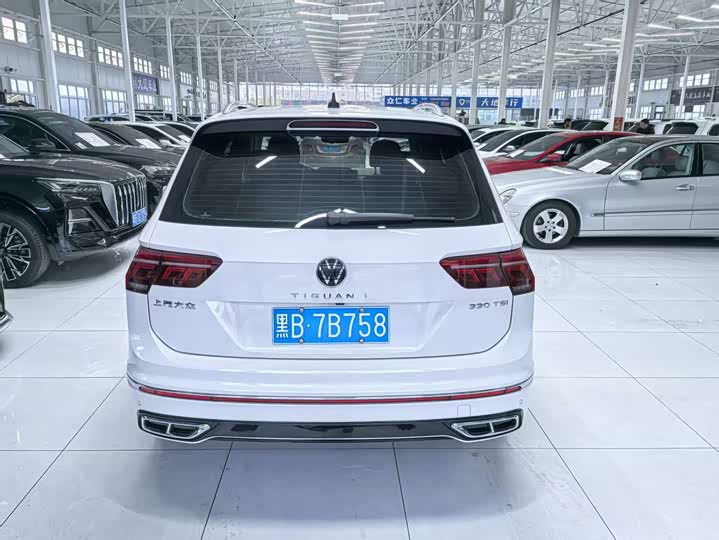 Фото 5 - Volkswagen Tiguan L Pro