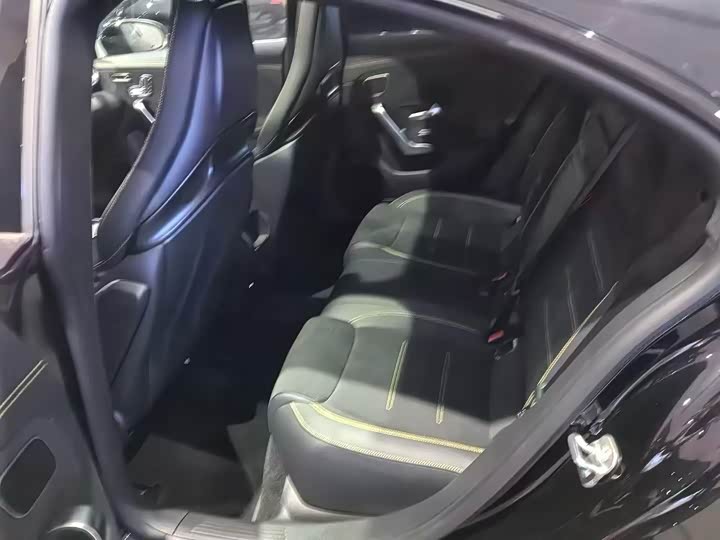 Фото 3 - Mercedes-Benz CLA-Class AMG