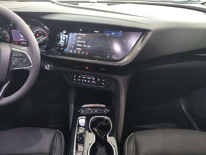 Фото 8 - Buick Envision Plus