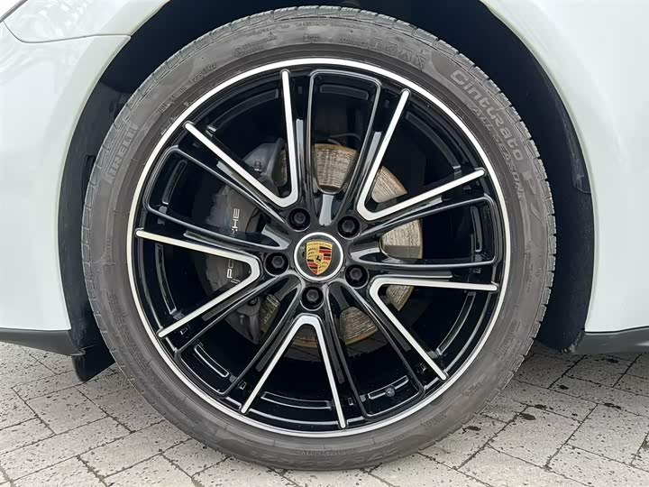 Фото 6 - Porsche Panamera