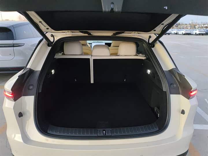 Фото 4 - LiXiang i6