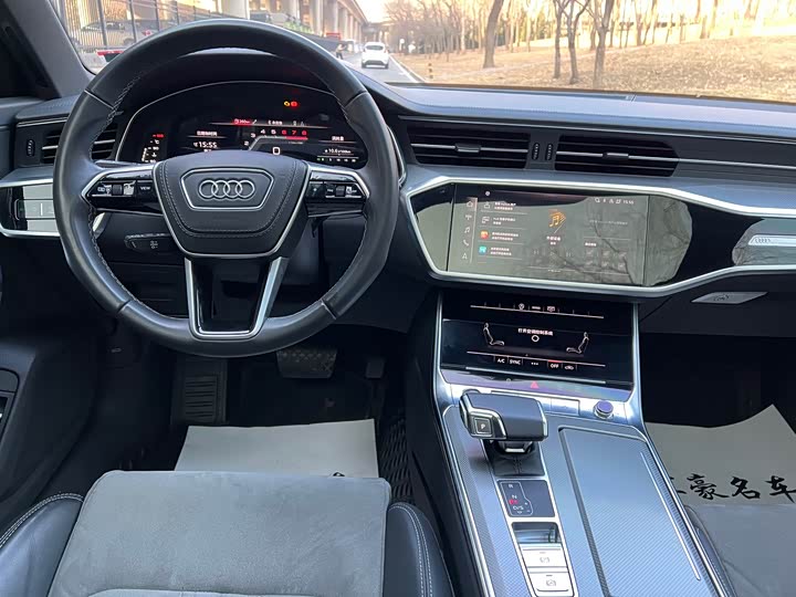 Фото 4 - Audi A6L