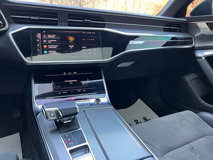 Фото 5 - Audi A6L