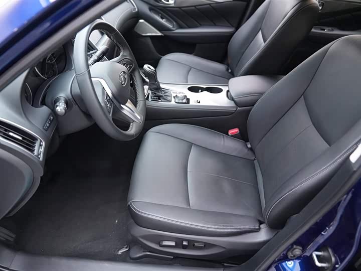 Фото 7 - Infiniti Q50L