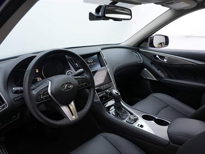 Фото 8 - Infiniti Q50L