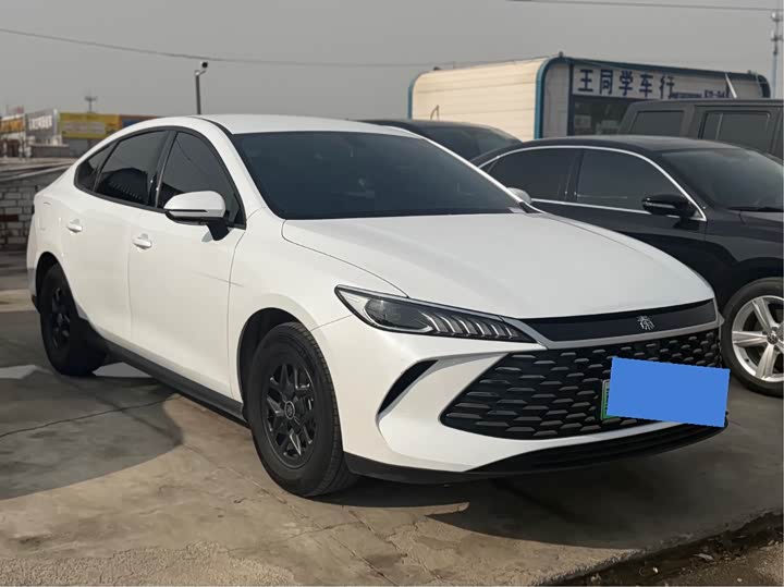 Фото 3 - BYD Qin Plus