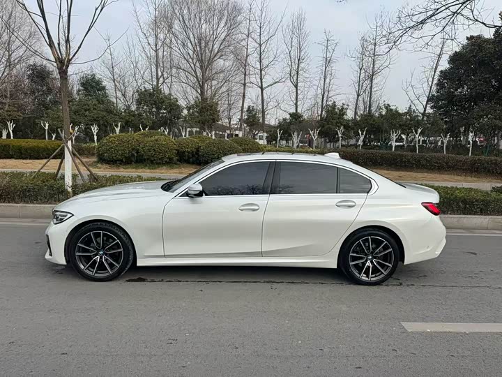 Фото 8 - BMW 3 Series