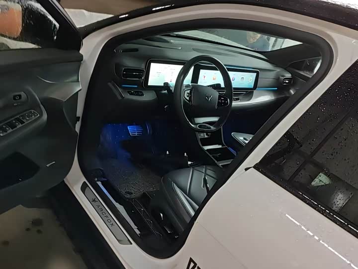 Фото 3 - BAIC Arcfox Alpha S