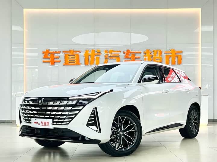 Фото 1 - Changan UNI-Z