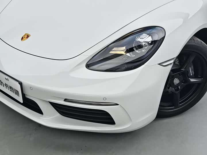 Фото 3 - Porsche 718