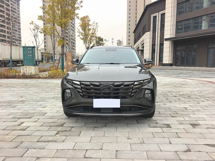Фото 2 - Hyundai Tucson L