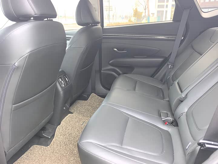 Фото 5 - Hyundai Tucson L