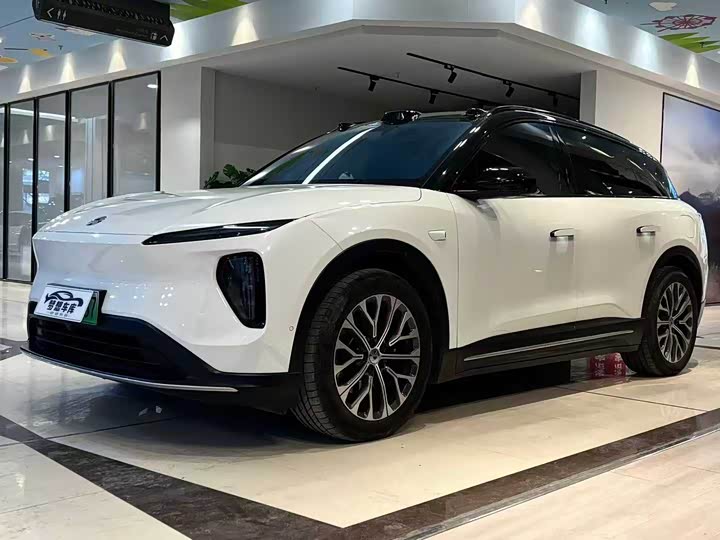 Фото 1 - Nio ES6