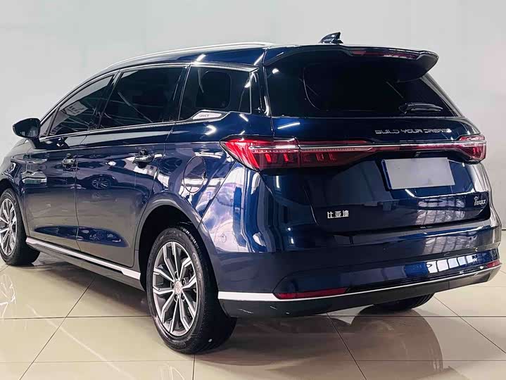 Фото 8 - BYD Song Max