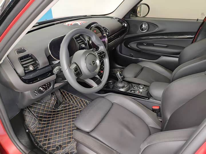 Фото 7 - Mini Clubman