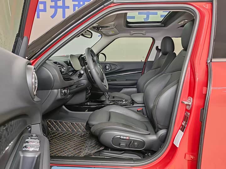 Фото 8 - Mini Clubman