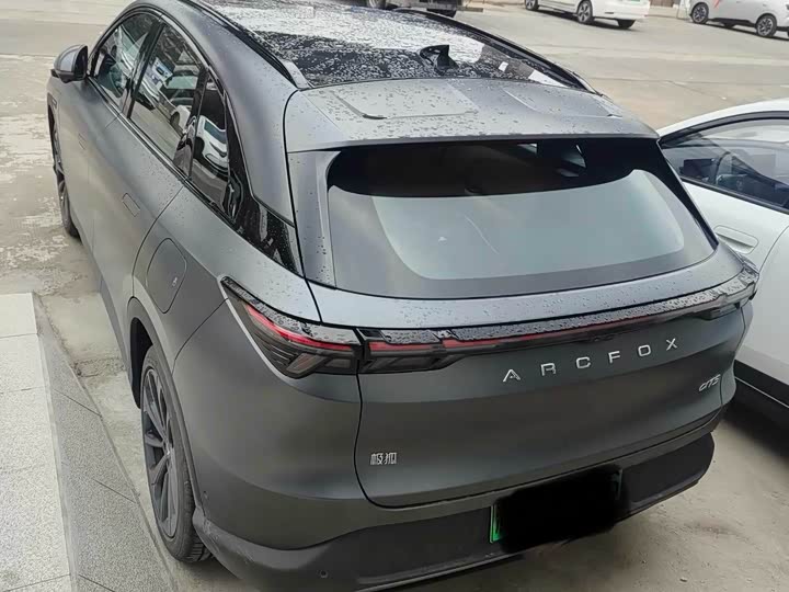 Фото 4 - BAIC Arcfox Alpha T5