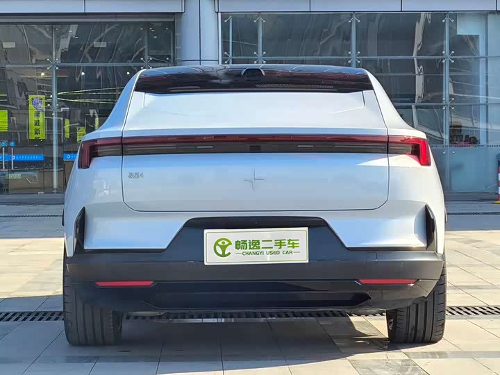 Фото 5 - Polestar 4