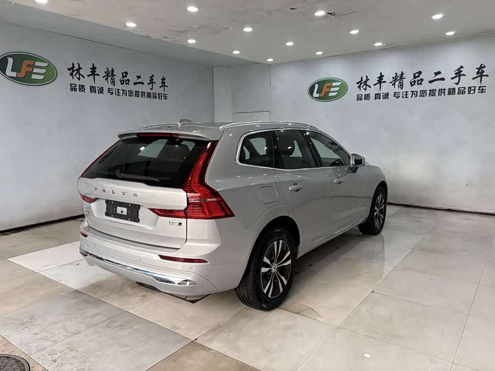 Фото 5 - Volvo XC60